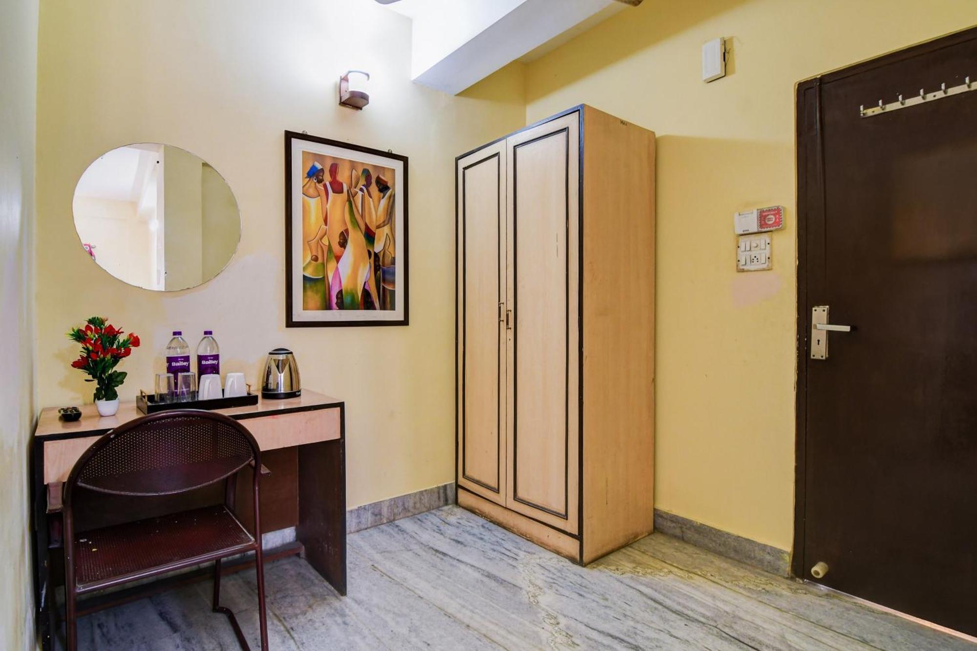 Super Hotel O Alipore Near Chetla Formerly Alipore Guest House Alīpur Exteriör bild
