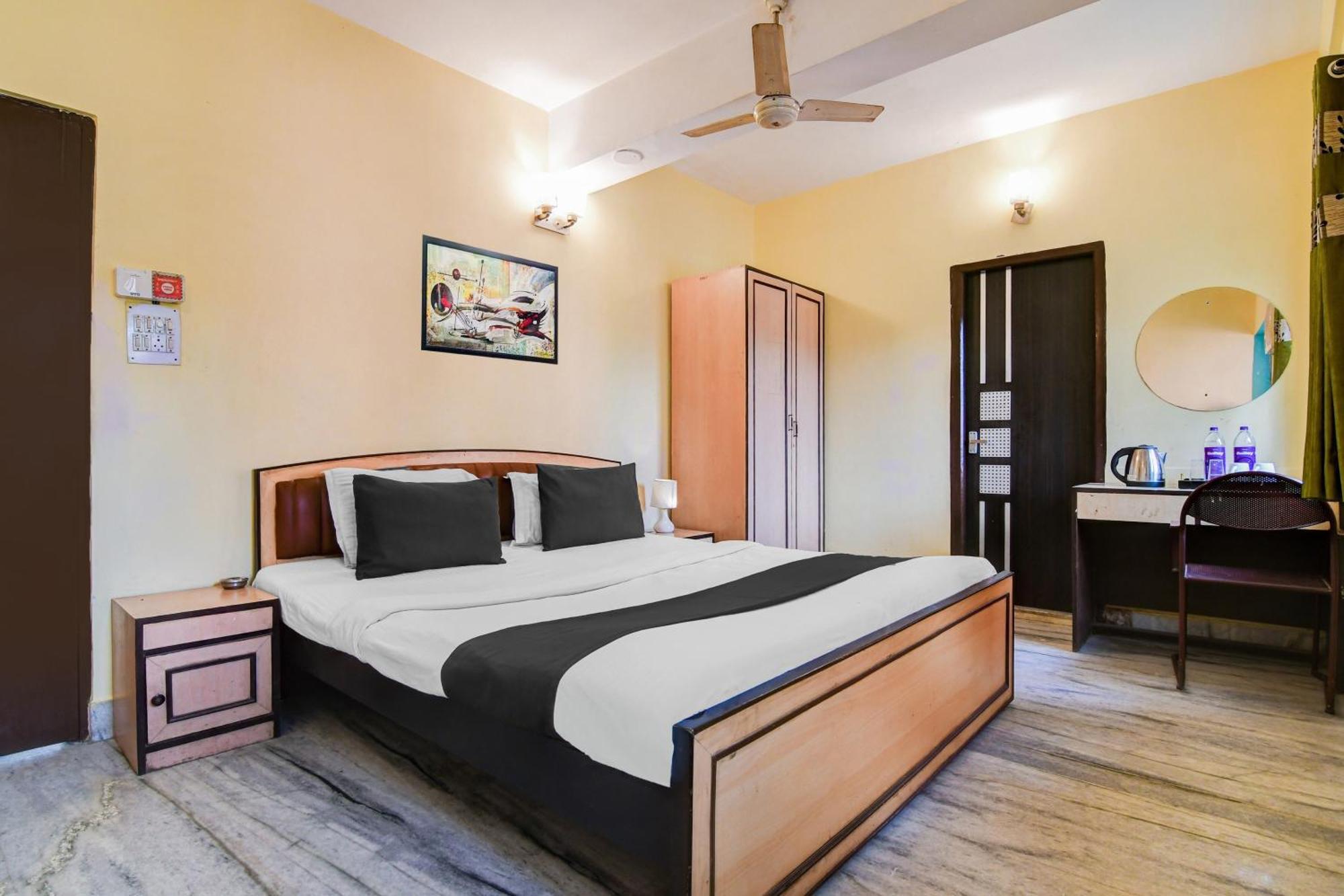 Super Hotel O Alipore Near Chetla Formerly Alipore Guest House Alīpur Exteriör bild