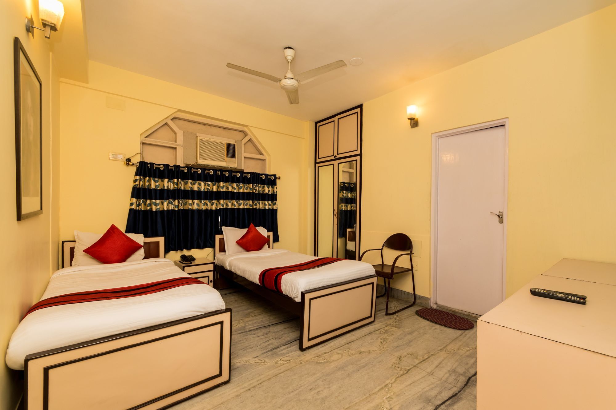 Super Hotel O Alipore Near Chetla Formerly Alipore Guest House Alīpur Exteriör bild